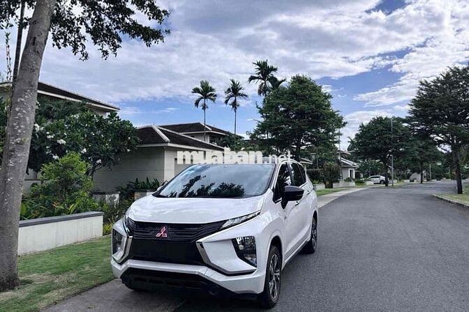 Mitsubishi Xpander Trắng Số sàn