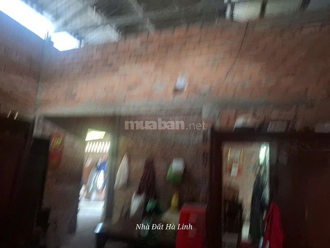 Ông chú kẹt vốn muốn bán nhà và đất . Đường 2.2m tận cửa .