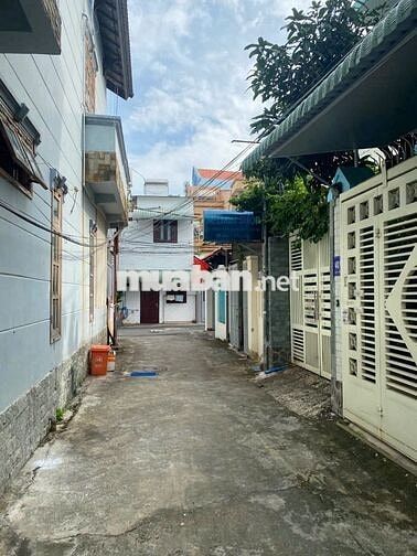 Bán đất tặng nhà cấp 4 hẻm Oto đường Nguyễn Tri Phương TP Vũng Tàu