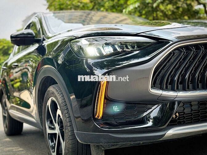 MG HS 2024 1.5T Luxury Sport Đen 1 vạn km