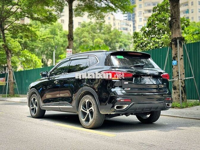 MG HS 2024 1.5T Luxury Sport Đen 1 vạn km