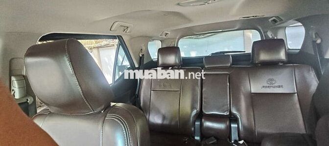 Toyota Fortuner 2017 máy dầu số sàn màu bạc
