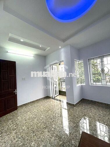 NHÀ ĐẸP MẶT TIỀN  - 6PN - GẦN QUỐC LỘ 13- HIỆP BÌNH CHÁNH - THỦ ĐỨC 