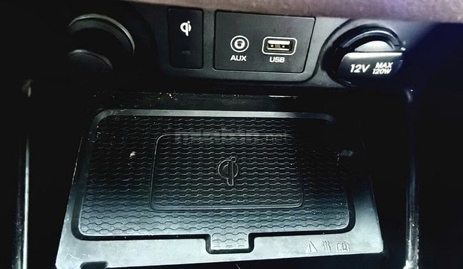 Bán rẻ Hyundai Tucson bản Full đặc biệt Zin rất đẹp như mới. 