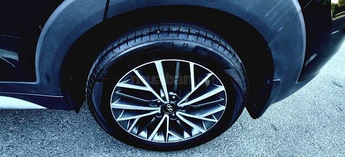 Bán rẻ Hyundai Tucson bản Full đặc biệt Zin rất đẹp như mới. 