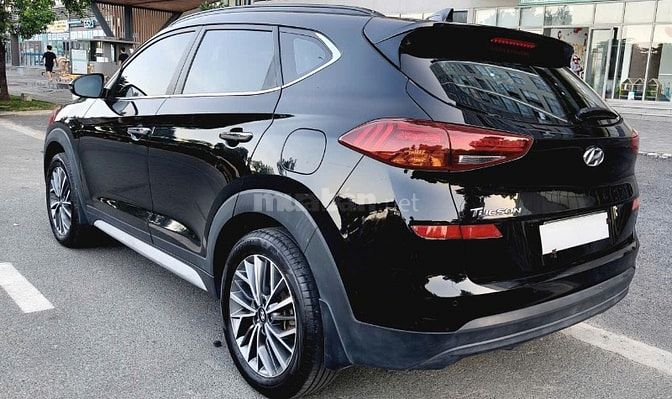Bán rẻ Hyundai Tucson bản Full đặc biệt Zin rất đẹp như mới. 