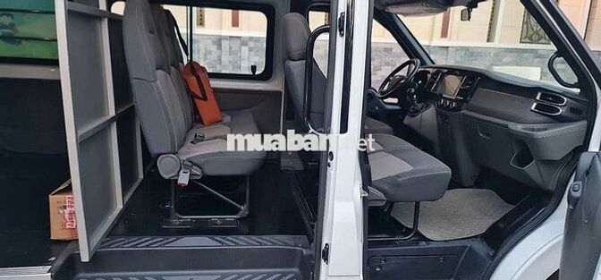Ford Transit VAN 2022 6 chỗ Trắng