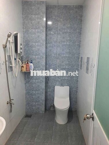 nhà trệt hẻm oto tới nhà Bình Thạnh giá chỉ nhỉnh 10tr
