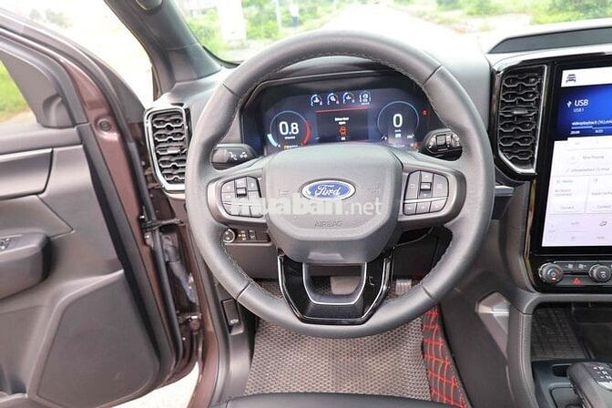 Ford Everest 2022 Titanium 4x4 39.000 km Nâu