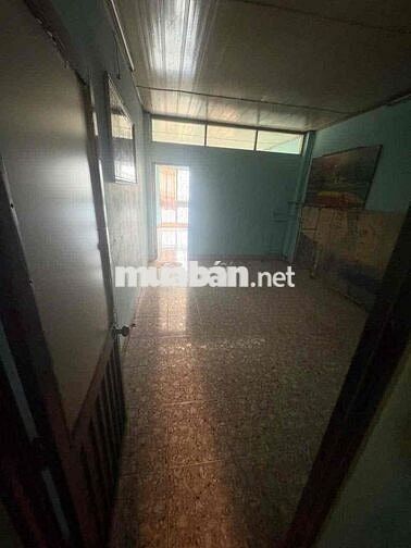 Nhà Thuê Mặt Tiền KD Lạc Long Quân Gần Đầm Sen