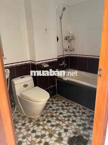 GẦN HOÀNG DIỆU 2- HỌC VIỆN TƯ PHÁP KHA VẠN CÂN SÂN Ô TÔ 4PN 4WC