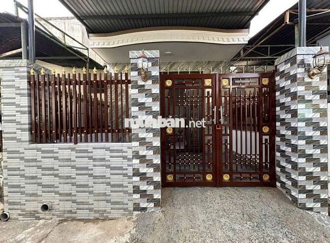 Nhà giá mềm tại Tân Hiệp Hóc Môn cần bán giá 800 triệu Sổ Hồng Riêng