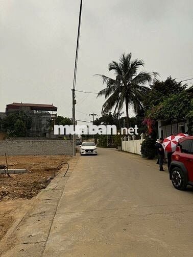 BÁN LÔ ĐẤT 100M2 NẰM GIỮA TỔ HỢP ĐẠI HỌC VÀ KHU CÔNG NGHÊ CAO 1