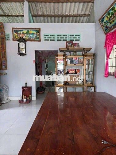 nhà và đất toàn bộ thổ, gần chợ, kế trường