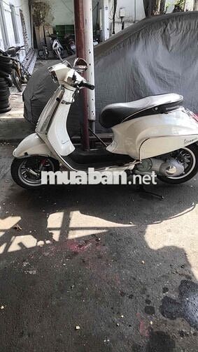 Piaggio Vespa Sprint 25 3Vie Trắng