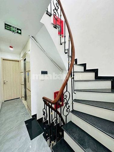 Bán Nhà Dòng Tiền Trương Định, 42m, 5 tầng, mt 3.5m, giá 12.6 tỷ