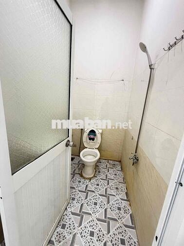 Nhà lầu mới 2 phòng KDC Hưng Phú 2 ( cty 8)