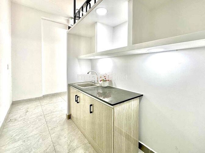 PHÒNG TRỌ có gác CS/Bancol thoáng gần VVK Q5,Q6 có hầm xe, thang máy