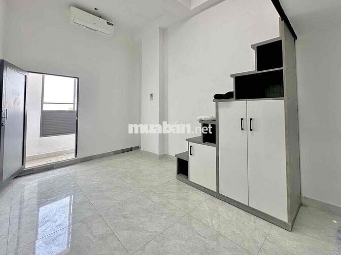 PHÒNG TRỌ có gác CS/Bancol thoáng gần VVK Q5,Q6 có hầm xe, thang máy