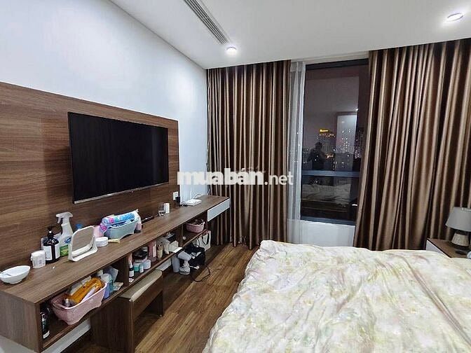 Bán chung cư UBND Q.Hai Bà Trưng- Căn góc- Nội thất đẹp - 87m2-3PN