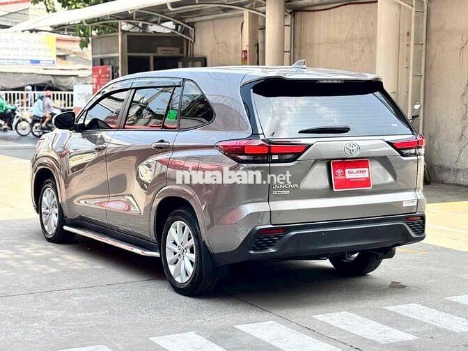 Bán Innova Cross Xăng 2025 - Xe đẹp chất đi lướt