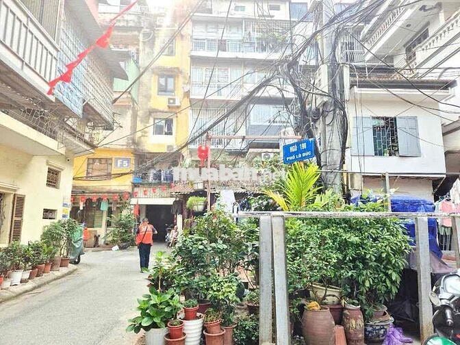 Siêu tập thể sổ đỏ to 40/80m2 phố Lò Đúc 3 ngủ 2 vs view đẹp 3 phút HK