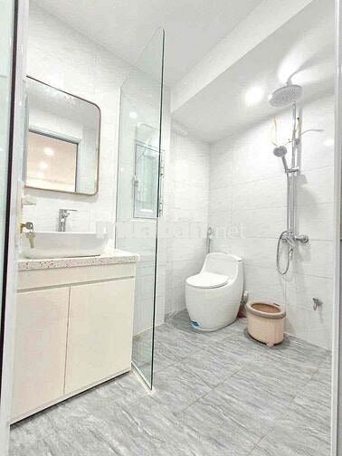 Siêu tập thể sổ đỏ to 40/80m2 phố Lò Đúc 3 ngủ 2 vs view đẹp 3 phút HK