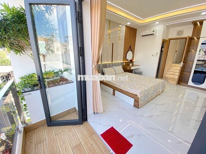 Nhà mới có thang máy 5 tấm full nội thất 4x20m. Hẻm 10m Lê Trọng Tấn.
