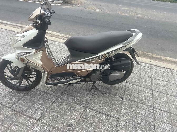 Suzuki Hayate Trắng vàng đồng