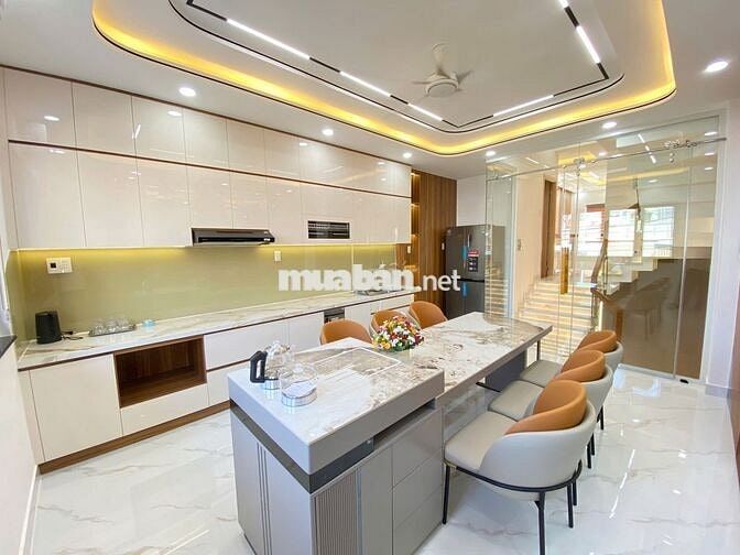 Nhà mới có thang máy 5 tấm full nội thất 4x20m. Hẻm 10m Lê Trọng Tấn.