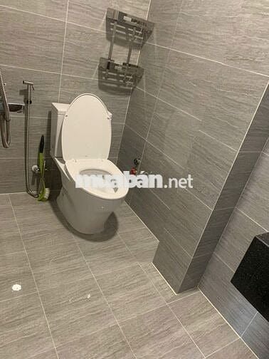 CHO THUÊ PHÒNG MỚI ĐẸP - BAN CÔNG THOÁNG MÁT KHU 13E NGUYỄN VĂN LINH
