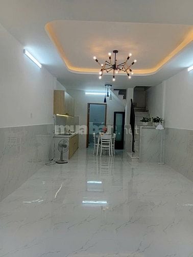~50m2! Bán nhà 2 tầng trục Nguyễn Trọng Tuyển-Đặng Văn Ngữ, P10.