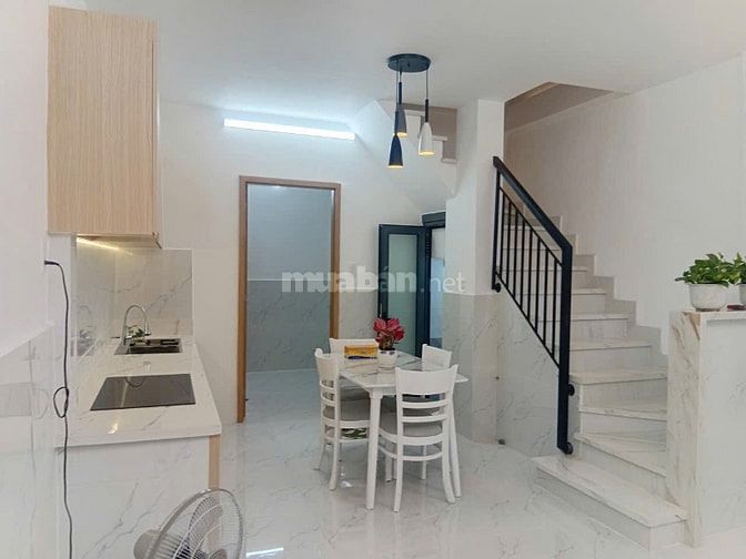 ~50m2! Bán nhà 2 tầng trục Nguyễn Trọng Tuyển-Đặng Văn Ngữ, P10.