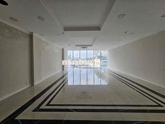 CHO THUÊ BUILDING MẶT TIỀN 10M TRUNG TÂM QUẬN 10 MỚI HOÀN CÔNG