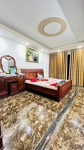 Bán nhà Nguyễn Sơn (khu đoàn bay) giá12 tỷ đường ô tô vào 0968119926