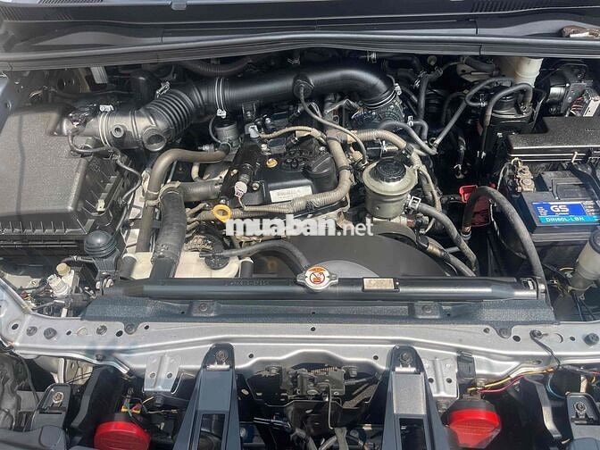 Toyota Innova 2017 Bạc