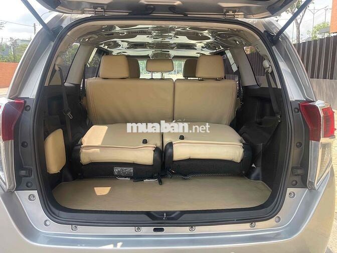 Toyota Innova 2017 Bạc