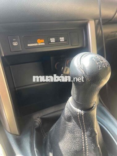 Toyota Innova 2017 Bạc
