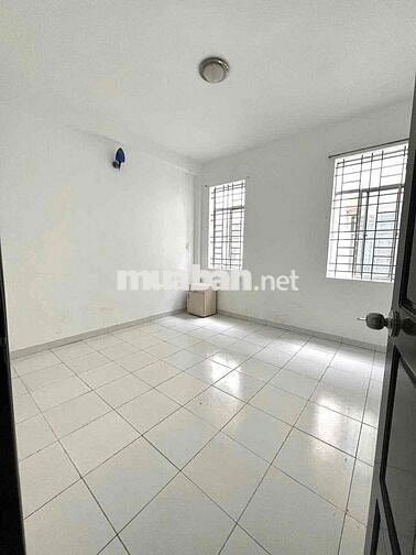 Nhà 2 lầu sân thượng trục chính KDC Hưng Phú 2 ( CTY 8)