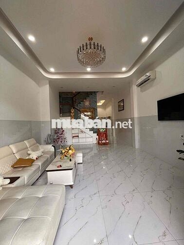 Nhà trệt 3 lầu mới KDC Hưng Phú 1