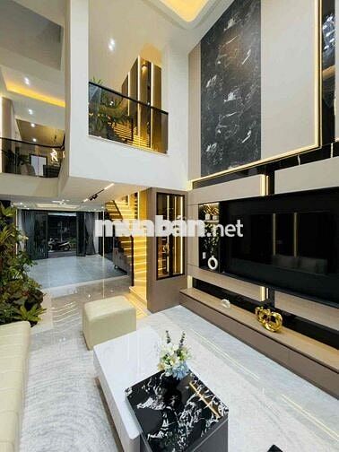 giảm 600.triệu bán nhanh căn nhà sát chợ ba thôn ngã tư ga Q12