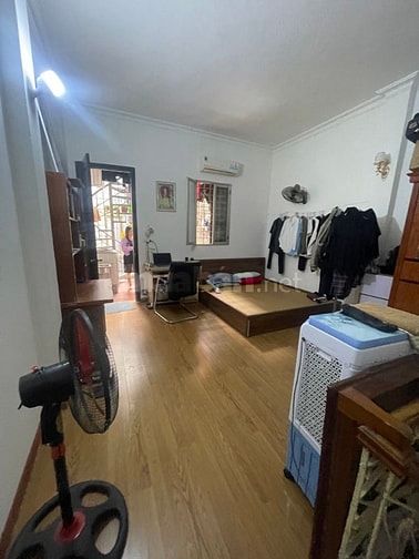 Bán Nhà Giải Phóng,Ngã Tư Vọng 30,8m2,3ngủ, Ô tô 10m, sổ đỏ chỉ 6,2 tỷ
