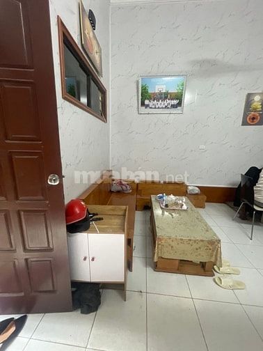 Bán Nhà Giải Phóng,Ngã Tư Vọng 30,8m2,3ngủ, Ô tô 10m, sổ đỏ chỉ 6,2 tỷ