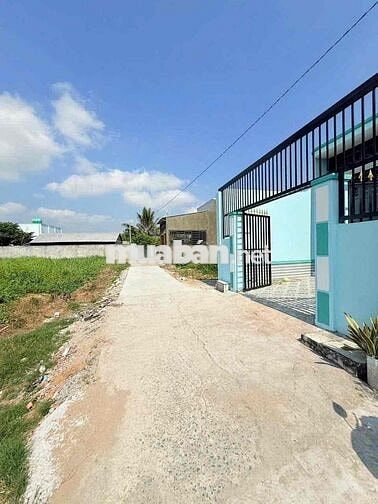 Nhà Mới 5 x 20m Ngay Lộc Mỹ Lộc 2 Phòng Ngủ Đường ÔTô . Sổ Hoàn Công