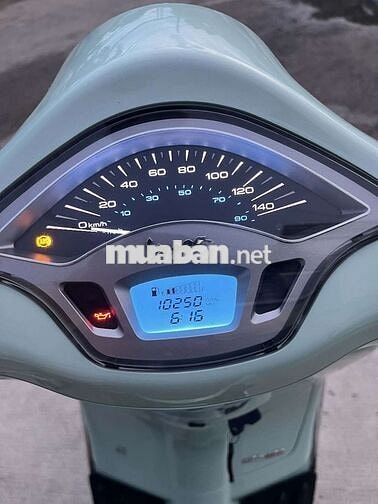 Piaggio Vespa Primavera 2023 Xanh ngọc