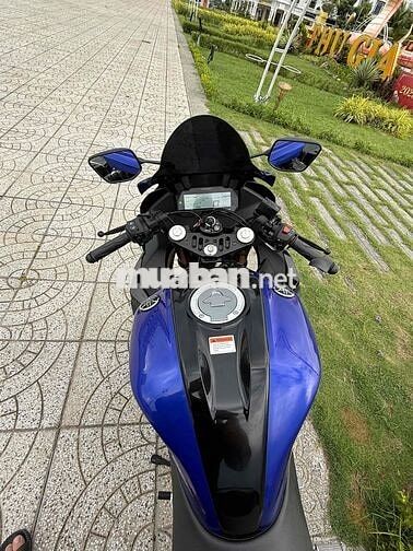 yamaha r15