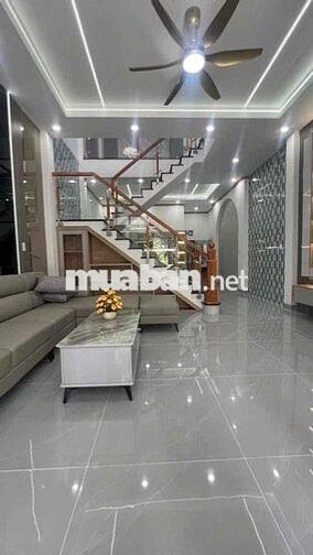 nhà phố mặt tiền 90m2 ,3 phòng ngủ, đường D2 laveender vĩnh cửu