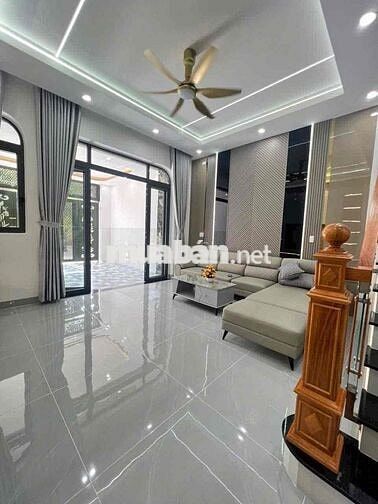 nhà phố mặt tiền 90m2 ,3 phòng ngủ, đường D2 laveender vĩnh cửu