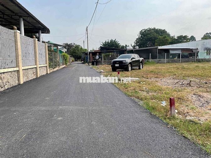HOT NHẤT LÚC NÀY tại mặt tiền đường Trung Lập 100m2 thổ cư , Giá 1tỷ2