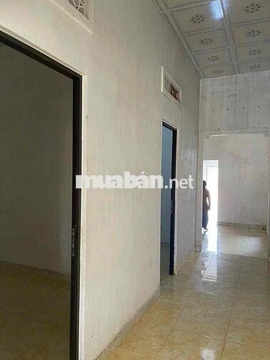 Cho thuê nhà gần chợ Làng Nhao 2tr/tháng 3 phòng ngủ